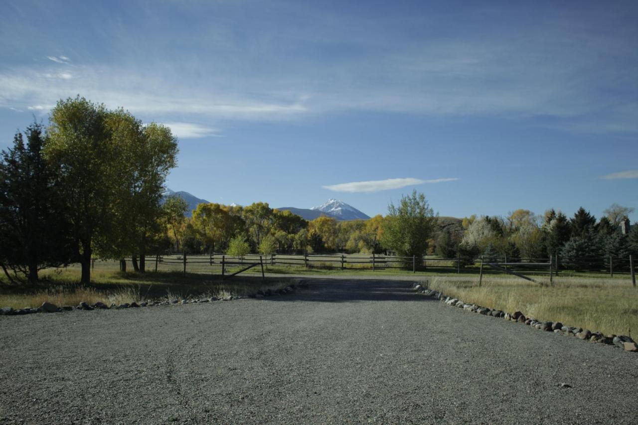 Montana Yellowstone River Retreat Livingston Exterior photo